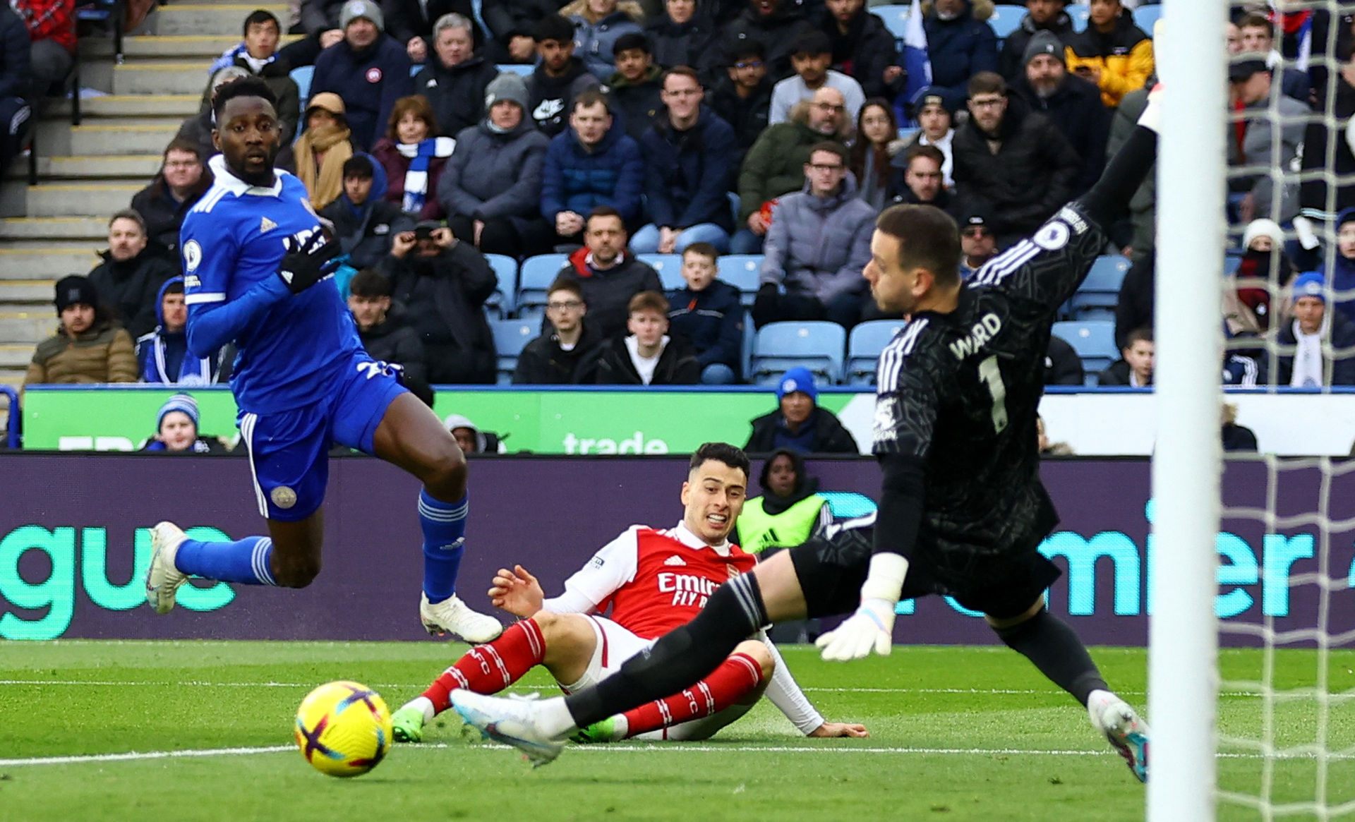 替补登场 替补登场